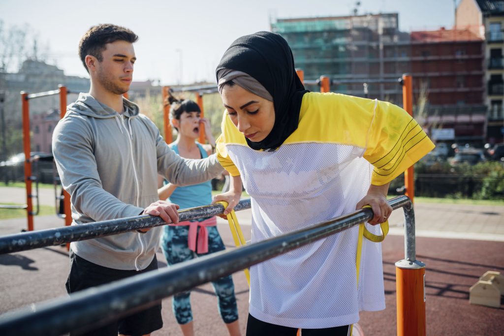 calisthenics class at outdoor gym male trainer en 2026 03 25 01 22 31 utc